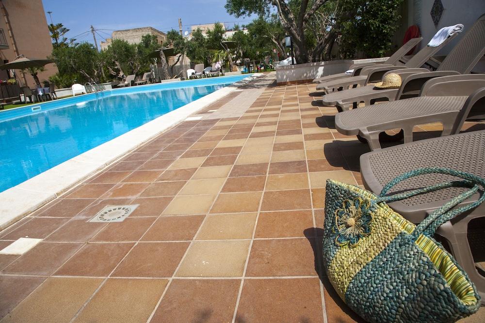 Achibea Hotel 3*